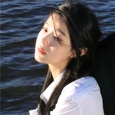 与君初相识